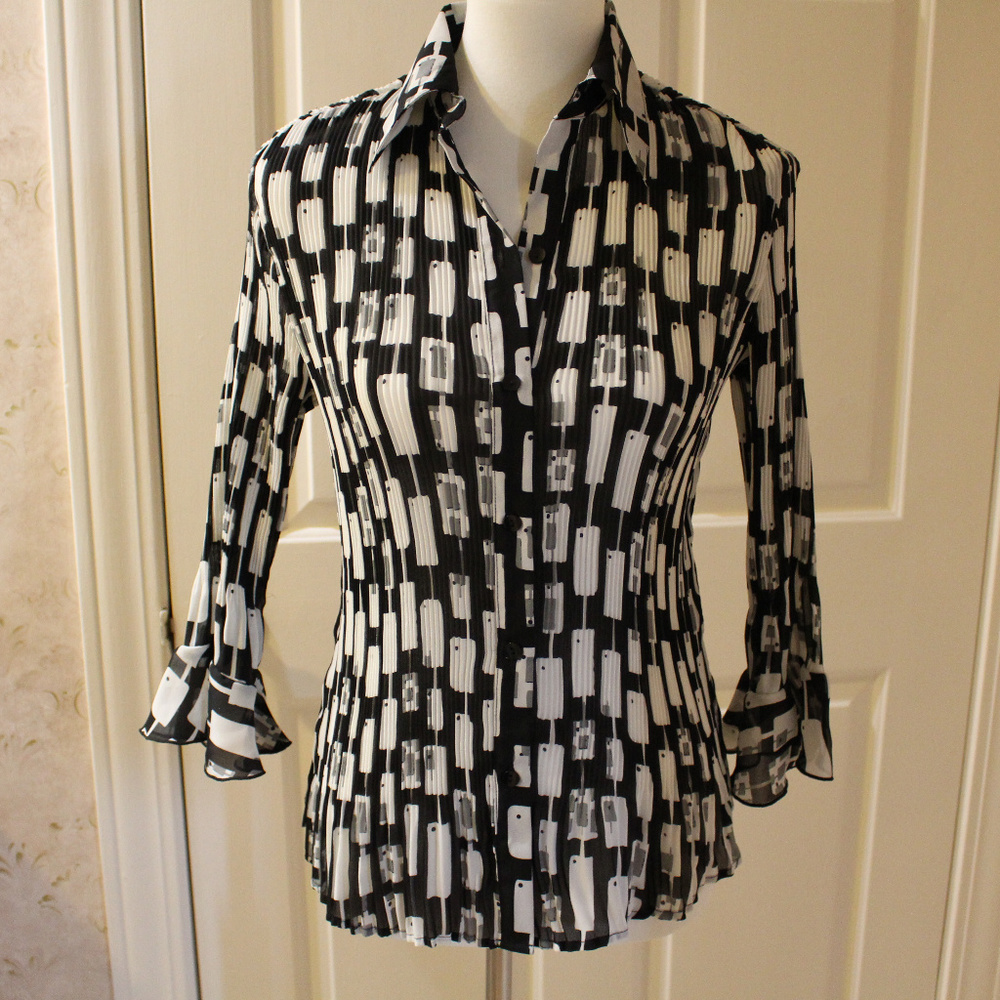 Business to After Hours Ribbed Blouse