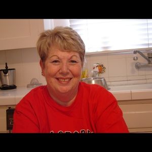 Meet your Posher, Suzanne