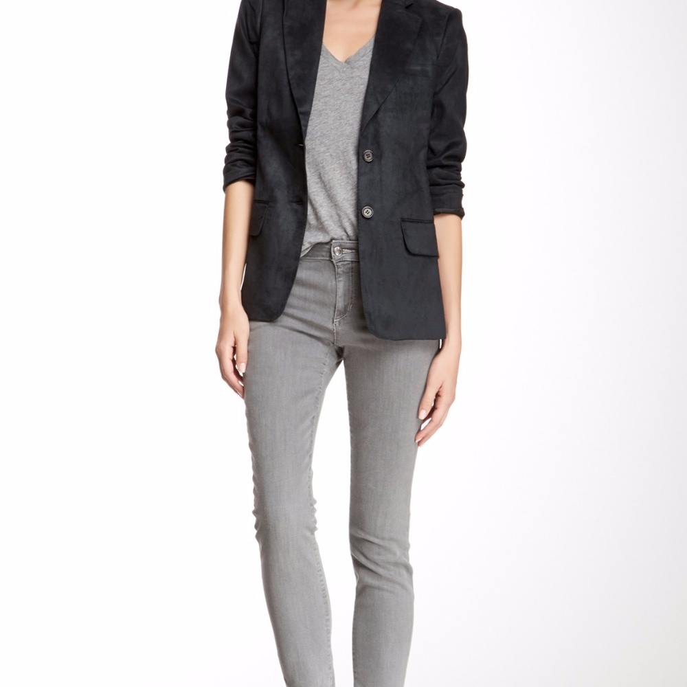 NWT Chelsea Ultra Slim Fit Skinny Jean 26 Grey
