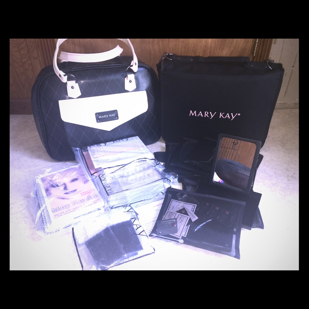 💄 LOT of Mary Kay distributor essentials