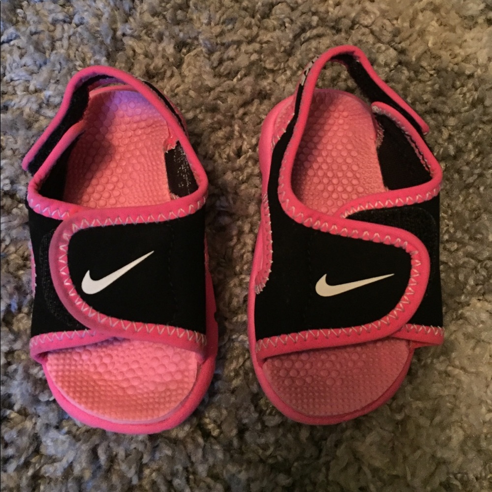 Size 18-24 month Nike shoes