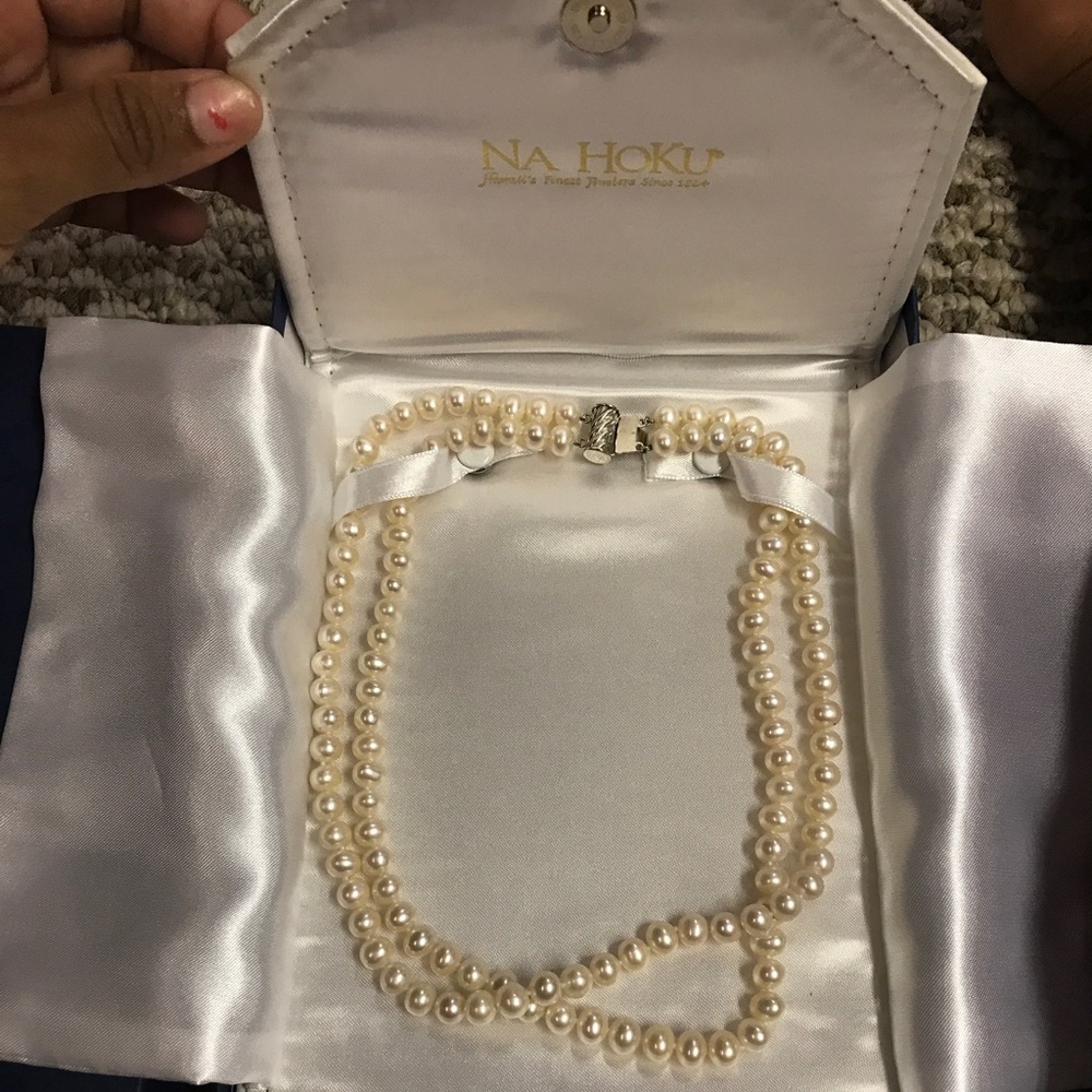 Na Hoku pearl necklace