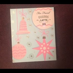 Too faced eggnog latte pallet