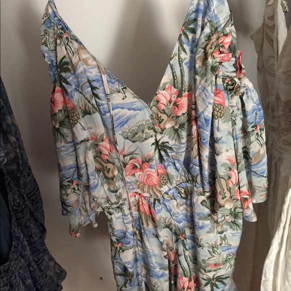 floral off shoulder romper - Picture 2 of 4