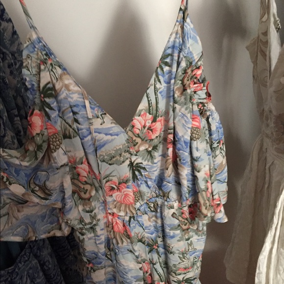 floral off shoulder romper - Picture 3 of 4