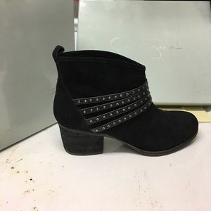 Jessica Simpson booties
