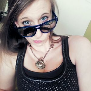 Meet your Posher, Camille