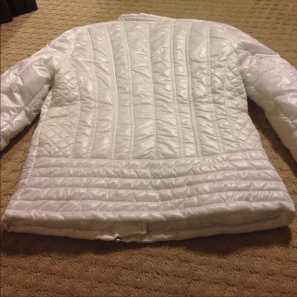 SOLD - Picture 4 of 4