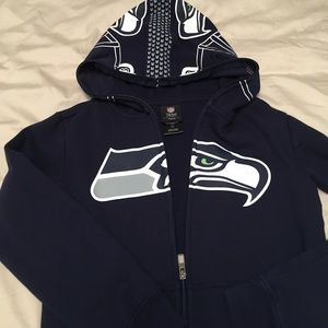 Seahawks hoodie, boys size 8