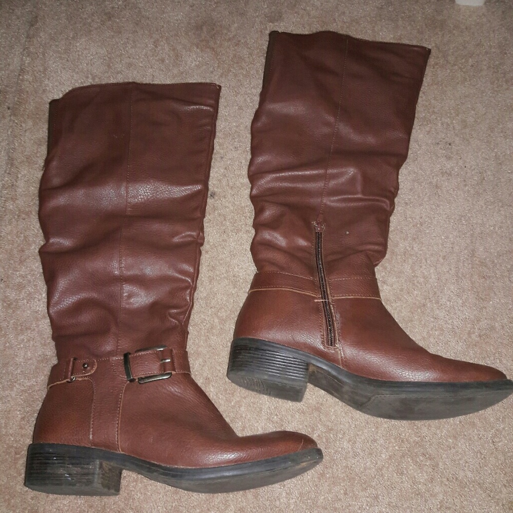brown boots
