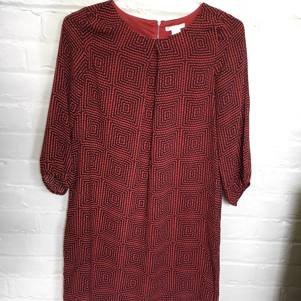 Red brick dress