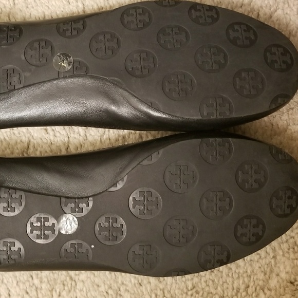 AUTHENTIC!!! Tory Burch Reva flats - Picture 4 of 8