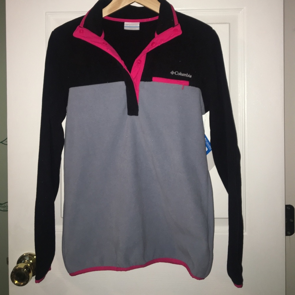 Snap closure quarter zip