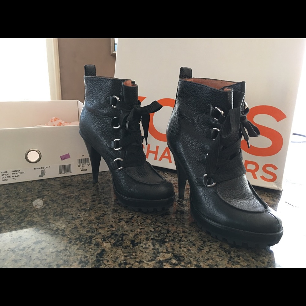 Micheal Kors  Boots