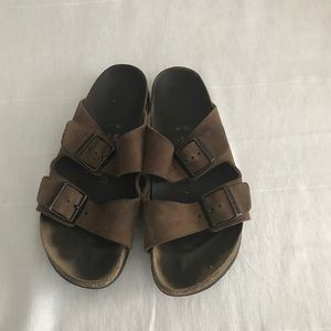 Worn women's brown birkenstocks