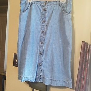 Denim skirt