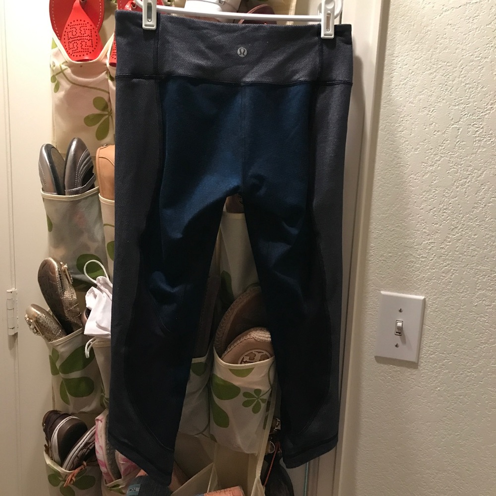 🏃‍♀️🚶‍♀️lululemon leggings 🏃‍♀️🚶‍♀️ - Picture 2 of 7