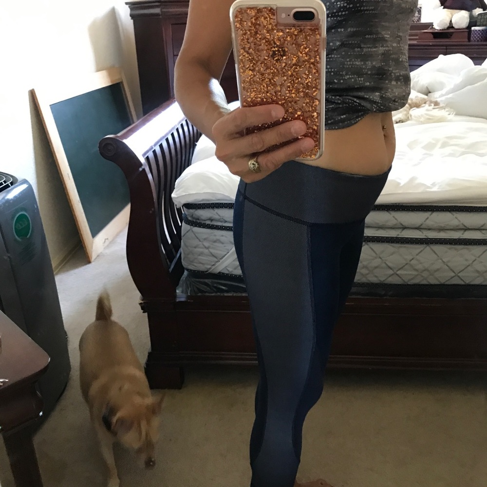 🏃‍♀️🚶‍♀️lululemon leggings 🏃‍♀️🚶‍♀️ - Picture 4 of 7