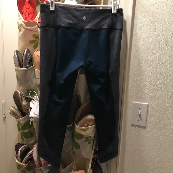 🏃‍♀️🚶‍♀️lululemon leggings 🏃‍♀️🚶‍♀️ - Picture 2 of 7