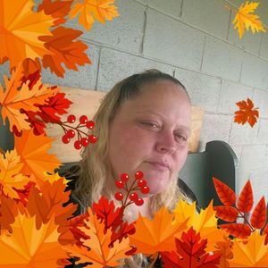 Meet your Posher, Leslie