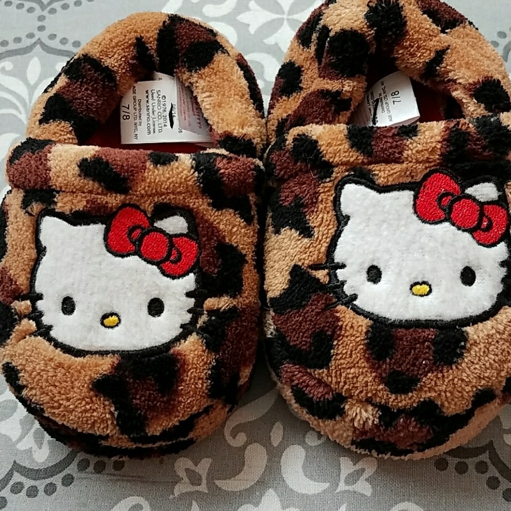 Hello Kitty Toddler Girls Slippers + free pair