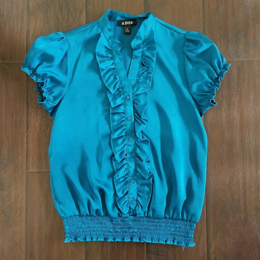 Pretty Ruffle Shirt - Picture 2 of 6