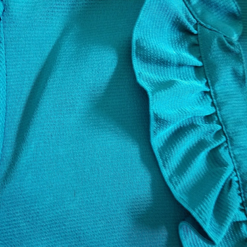 Pretty Ruffle Shirt - Picture 3 of 6