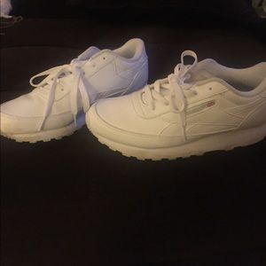 Reebok classic tennis shoes size 7.5