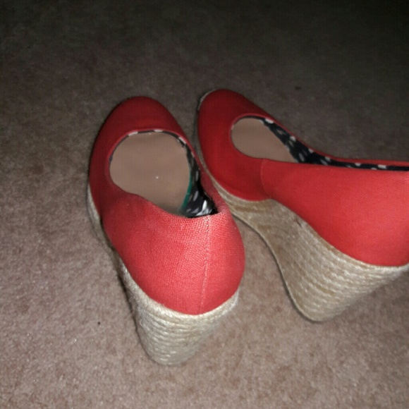 heels - Picture 2 of 3