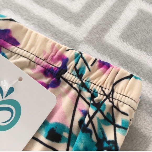 🌸 Soft Floral Leggings - Picture 5 of 6