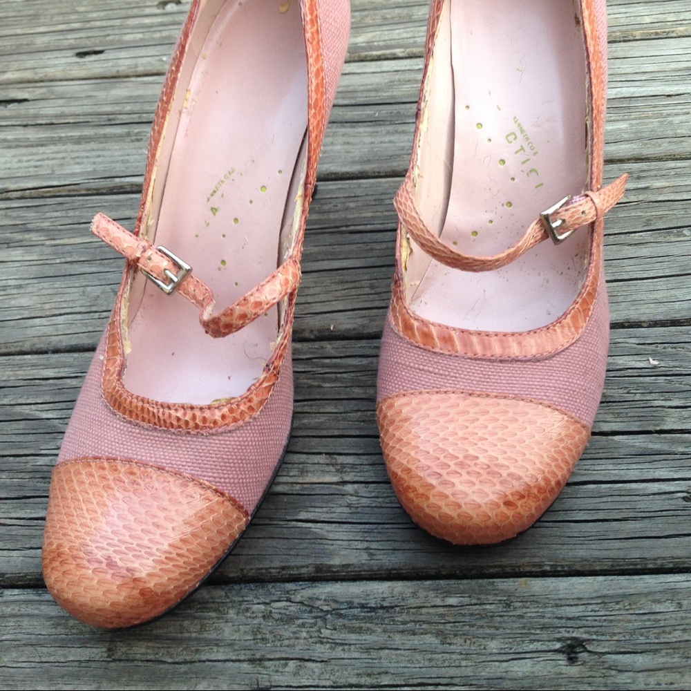 Kenneth Cole pink snakeskin tweed heels 8