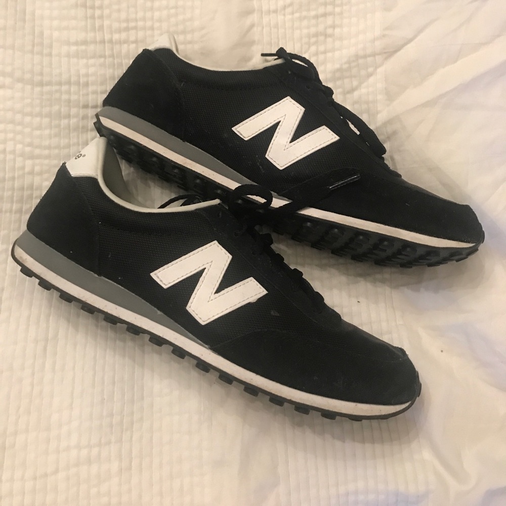 New Balance 410 black