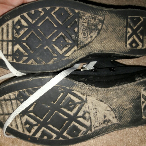 black converse hightops - Picture 3 of 4