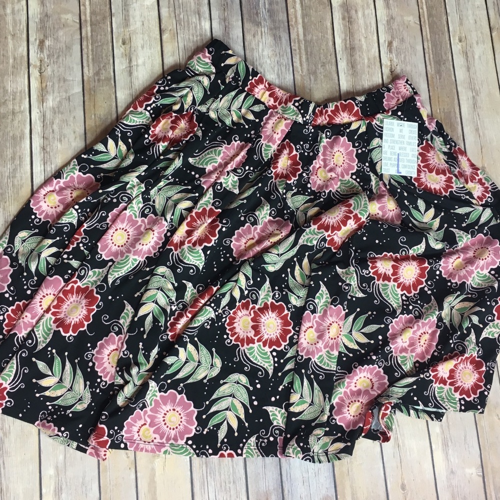 Lularoe Madison skirt Nwt