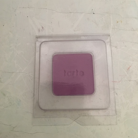 Tarte eyeshadow and eyeliner - Picture 3 of 3