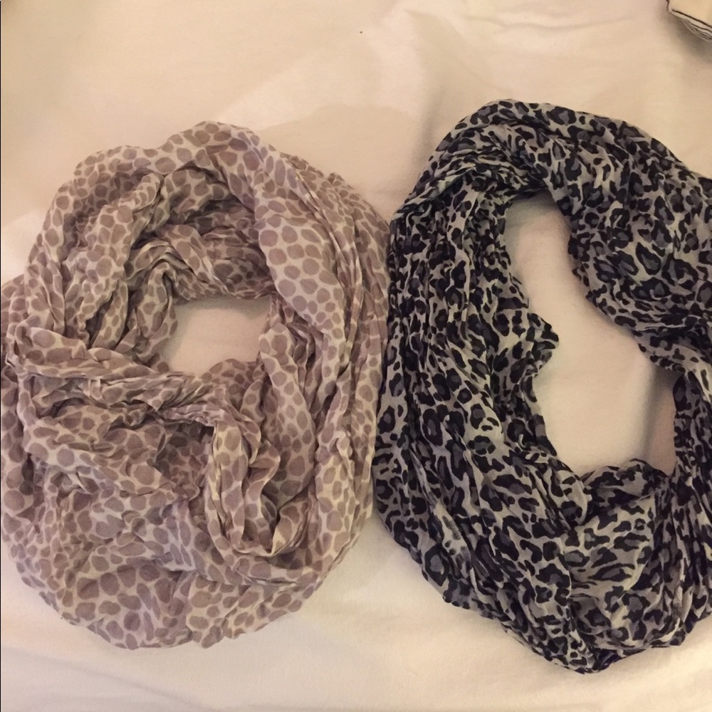 Printed scarf