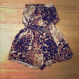 Cheetah print romper with pockets