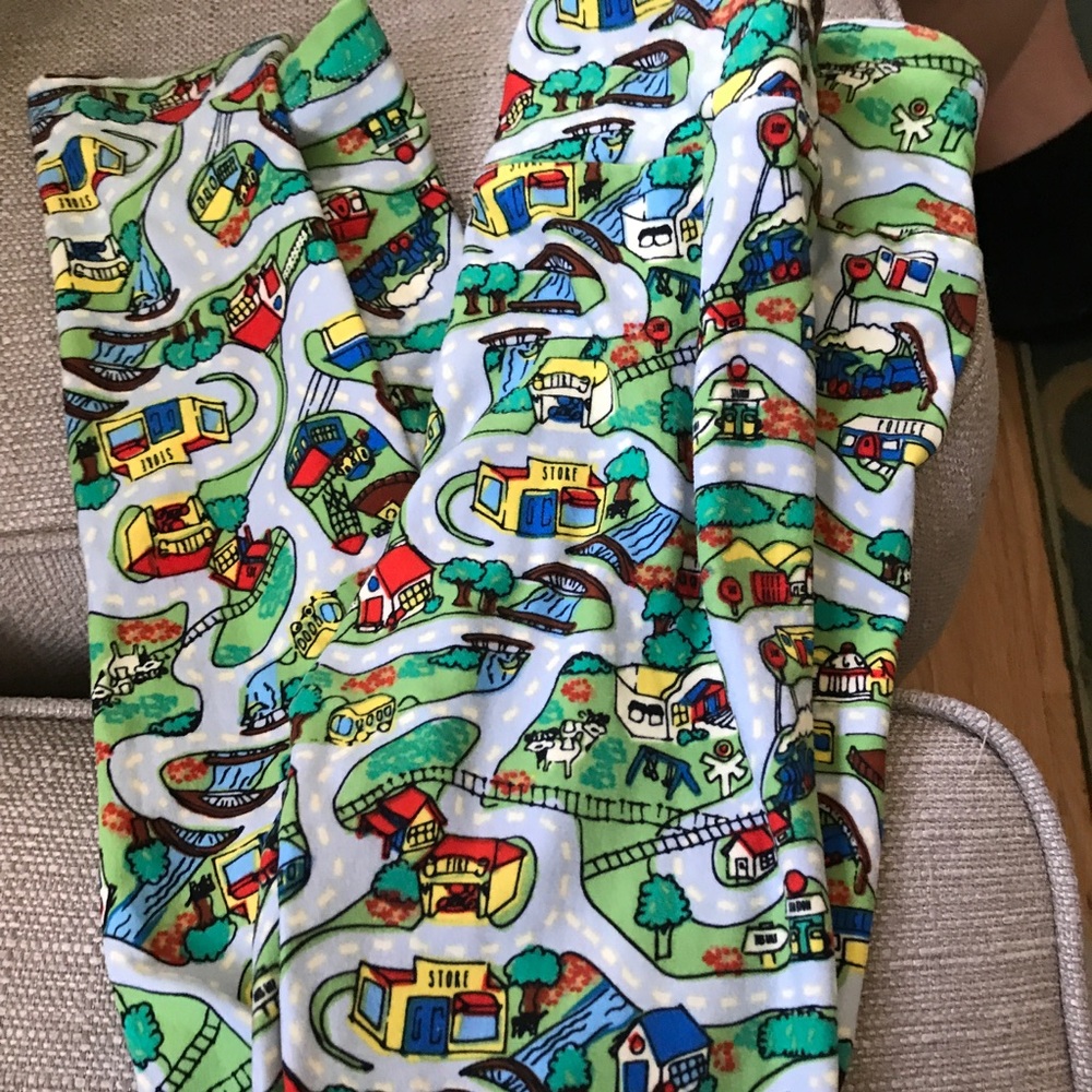 Lularoe kids size lxl roads unicorn