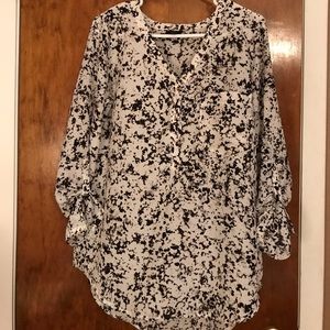 Black and White, 3/4 Length Sleeve Blouse