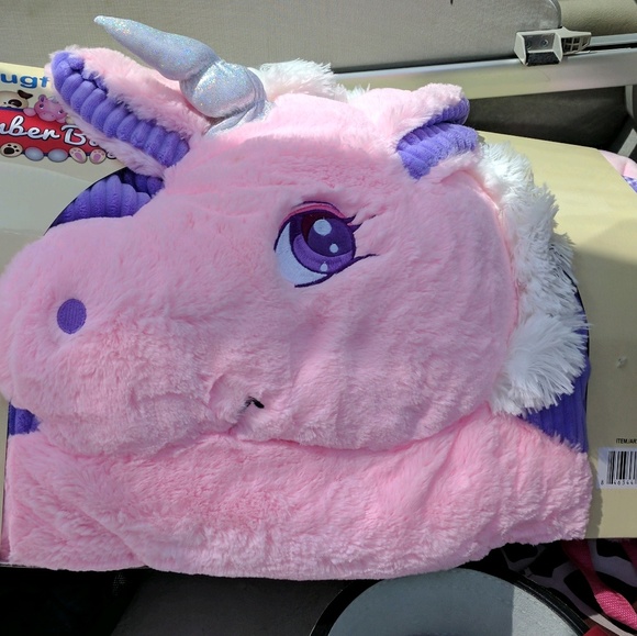 Meet your Posher, Kara - Picture 1 of 1