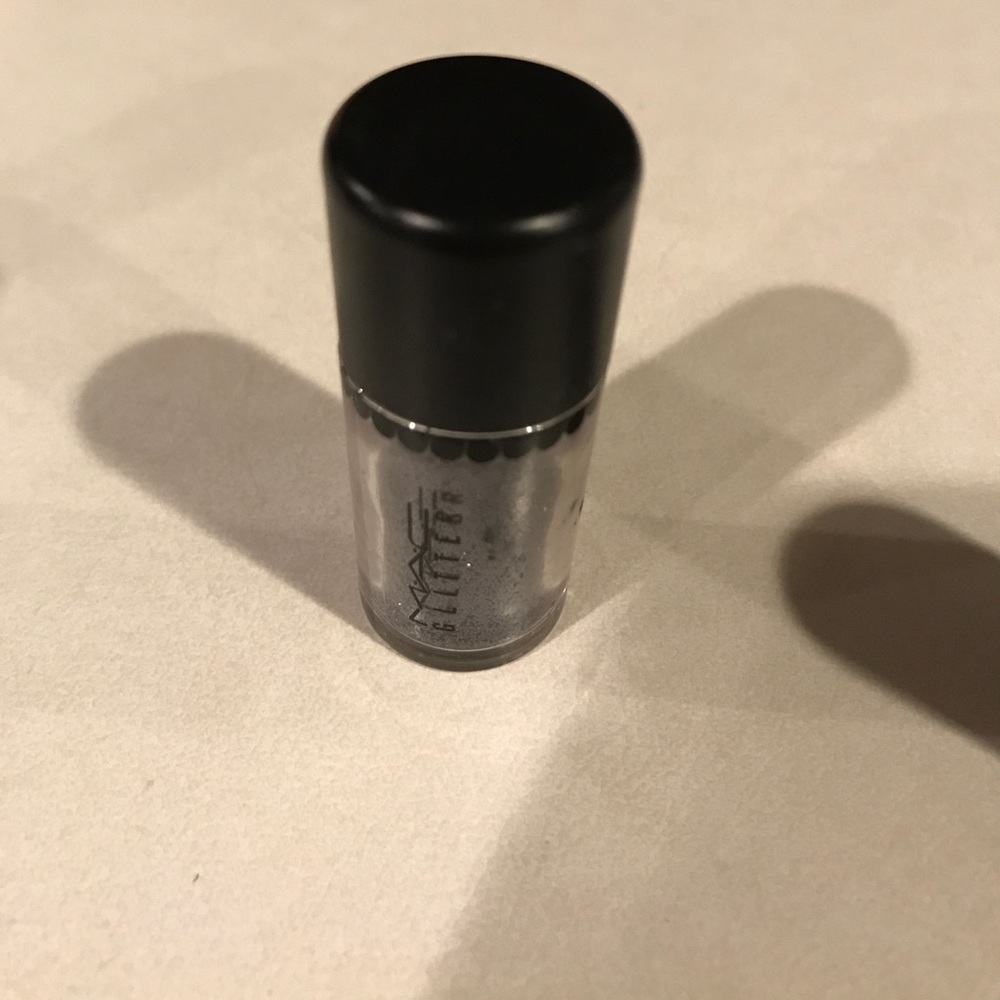 Mac pigment glitter sold individually - Picture 3 of 4
