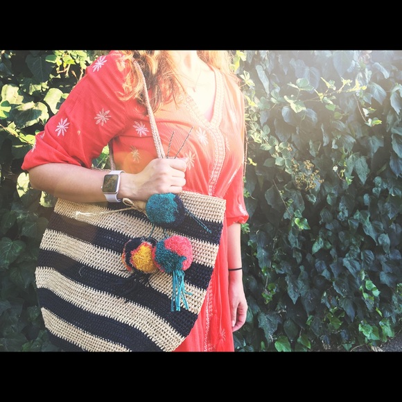 BLUPEPPER sunflower v-neck dress with belt - Picture 6 of 6