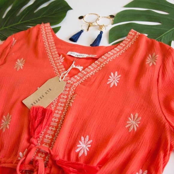 BLUPEPPER sunflower v-neck dress with belt - Picture 3 of 6