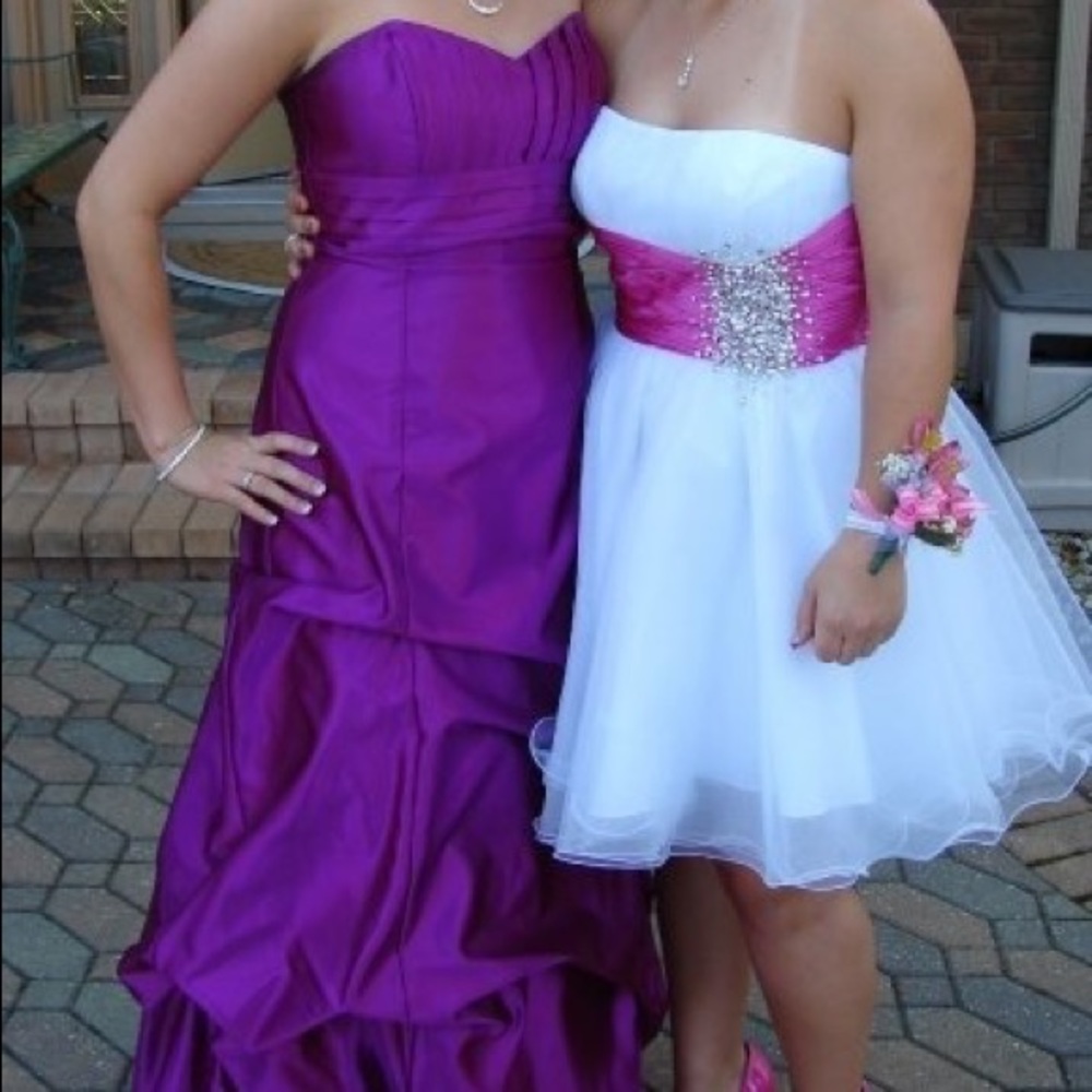 Bright purple Jessica McClintock prom dress