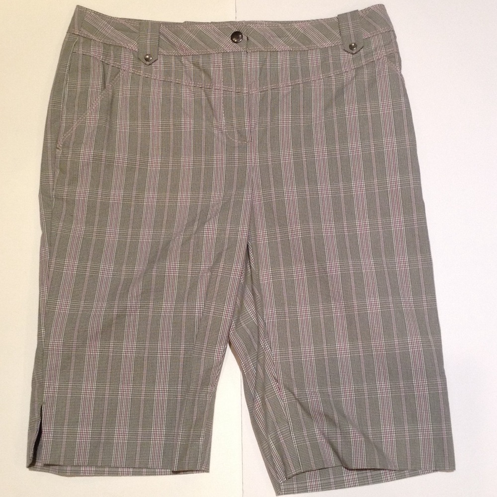 Cutter & Buck Women's Golf Shorts