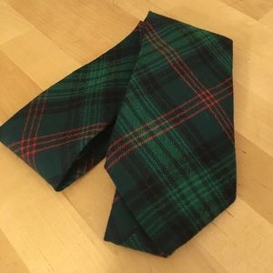 Skinny plaid wool tie