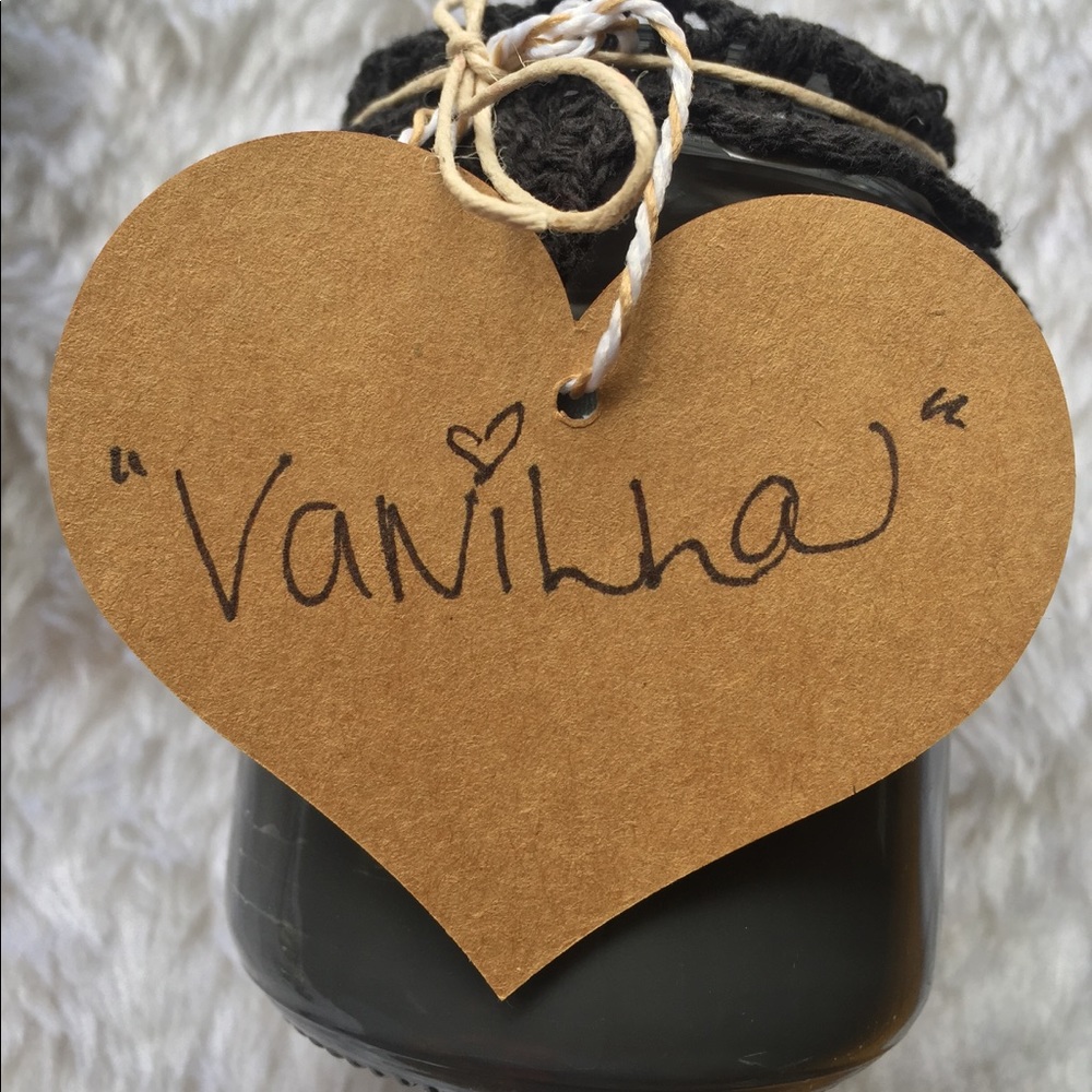 SALE✨• New Scents!✨BLACK Scented Candle