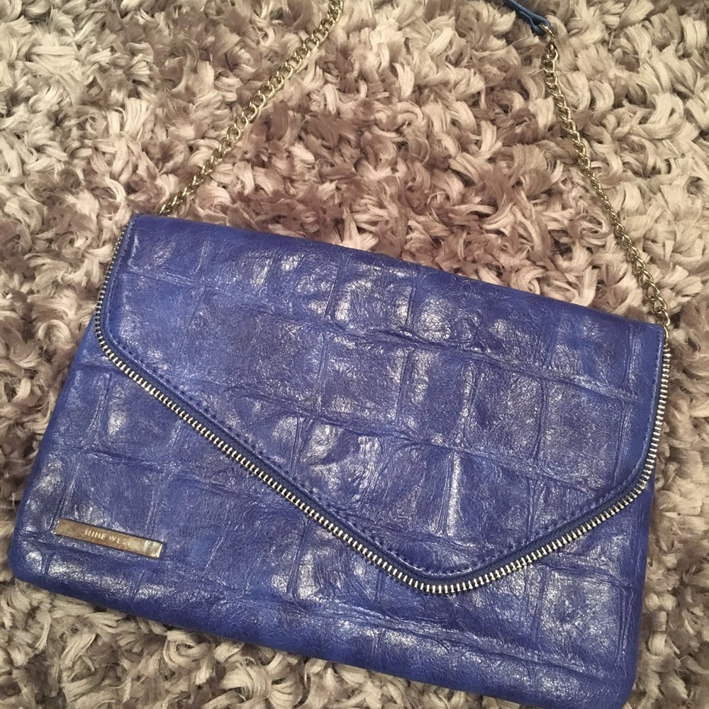 Blue clutch
