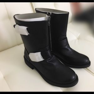 Black boots