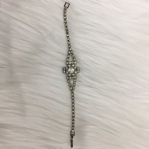 Vintage Simple Center Rhinestone Bracelet